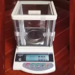 Cân điện tử phân tích SINKO GS 323 - 320G