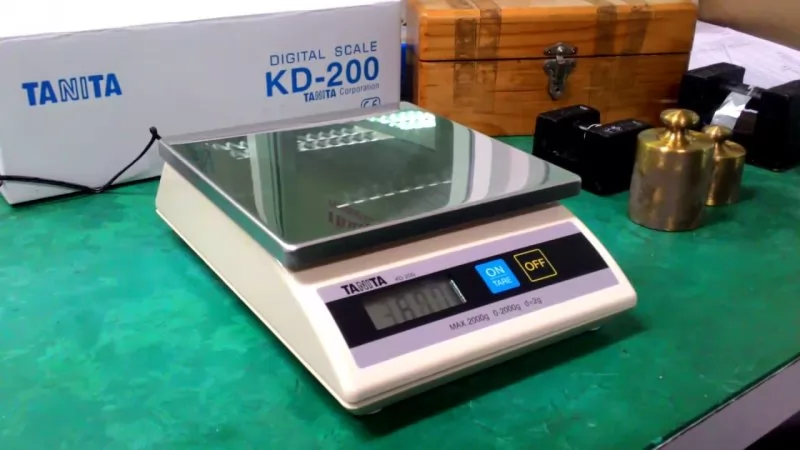 Cân điện tử TANITA KD-200